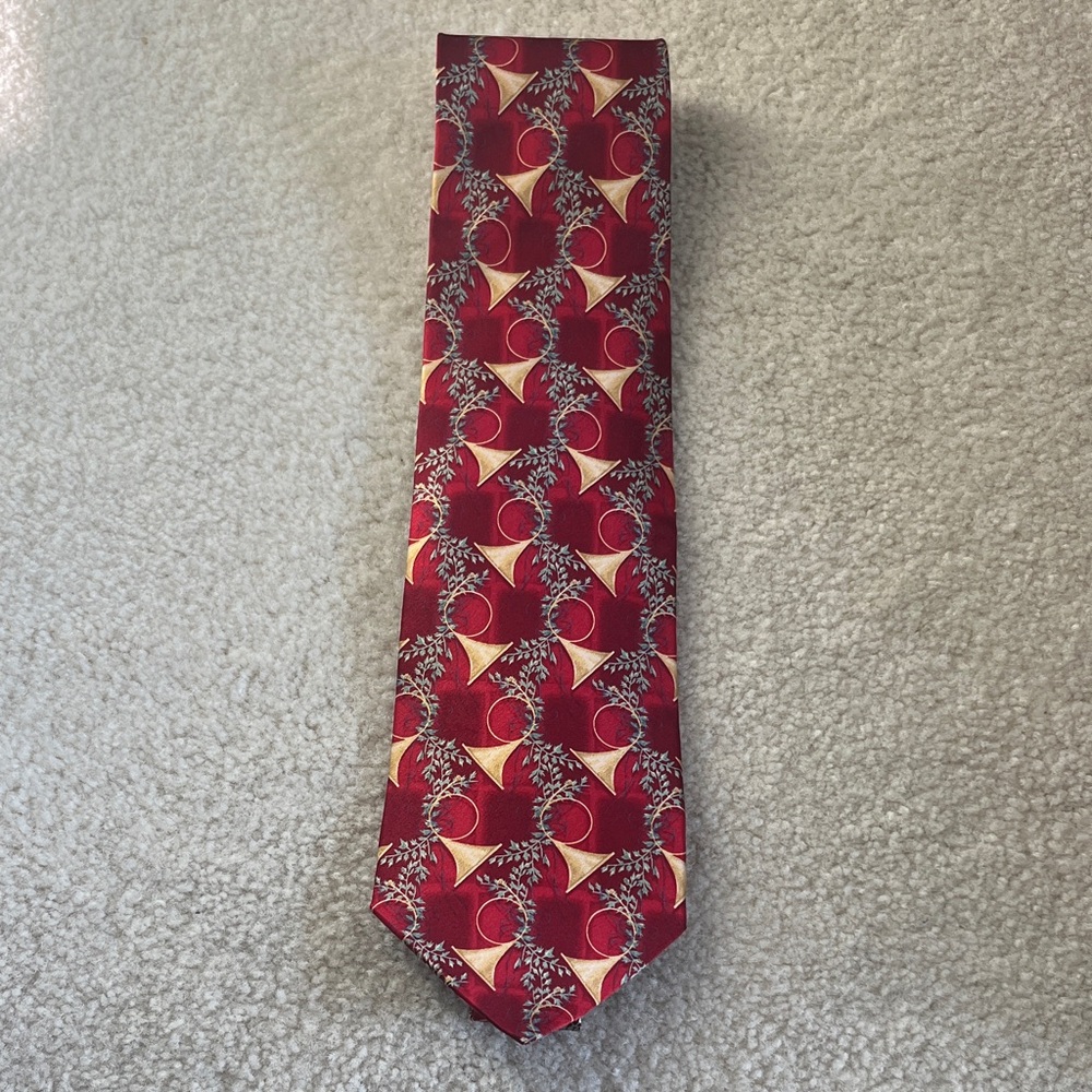 Stylish Red and Gold Men's Tie